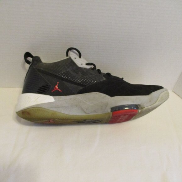 Jordan Men Size 12 Black Red Gray White Lace Up Athletic Basketball Shoes main image 7